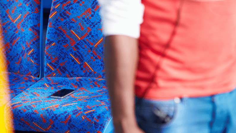 82% of passengers have lost something on public transport